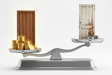 Báo Giá Cửa Gỗ Composite 2026: Tại Sao Có Nơi Rẻ Như Cho?