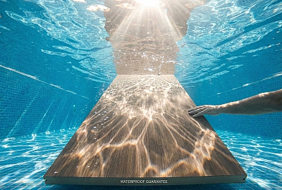 Test Thực Tế: Ngâm Cửa Gỗ Domidoor Trong Nước 24H Và Cái Kết